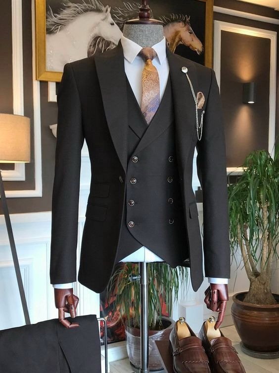 Elegant Men's Vest Design in Sukhumvit