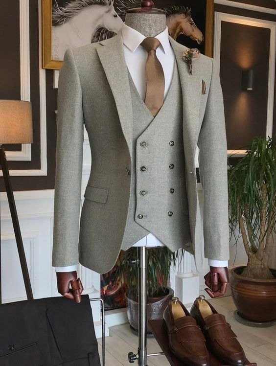 Professional Wedding Vest Tailor Sukhumvit