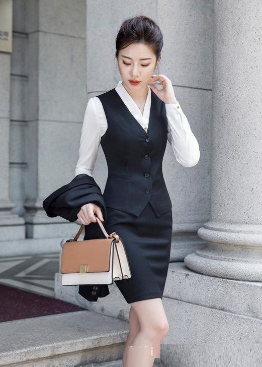 Premium Custom Suit Maker Sukhumvit