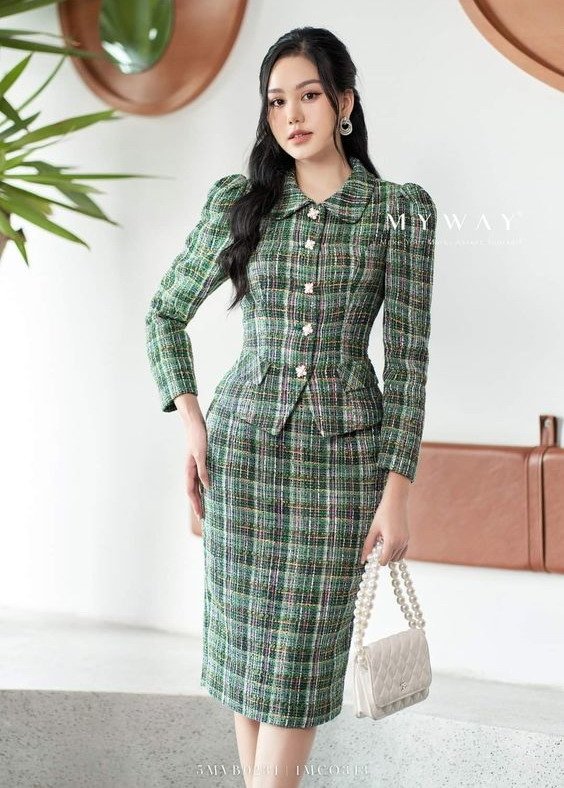 Modern Slim Fit Suit Sukhumvit